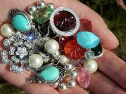 Come fare a realizzare gioielli personalizzati con il fai da te