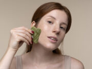 Pelle grassa gli errori più comuni nella pulizia quotidiana e come evitarli